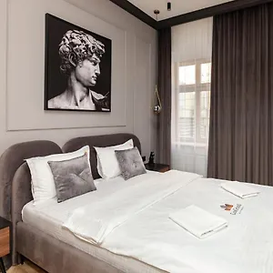 Leogrand On Svobody Avenue 43 Апартаменты Львов